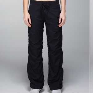 Lululemon size 4 women’s lined dance studio pants black hemmed 29” GUC